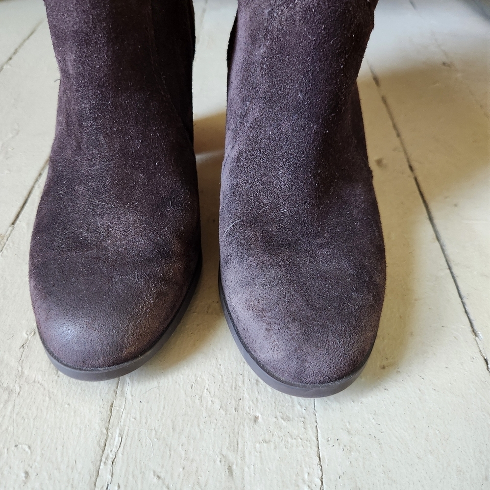 Koolaburra by UGG Suede Knee-High Boots – Block Heel – Brown – Size 6 - Picture 4 of 10